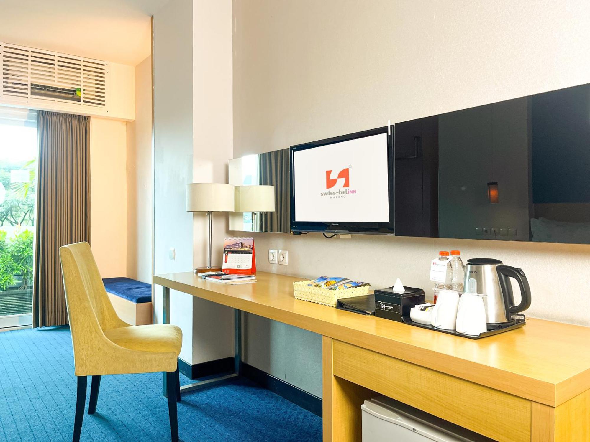 Swiss-Belinn Маланг Экстерьер фото